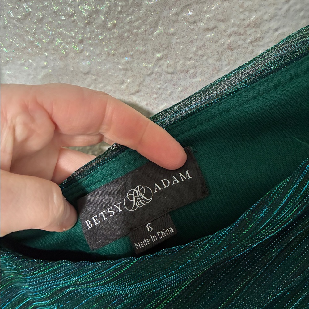 Betsy & Adam Emerald One-Shoulder Dress - Picture 5 of 8